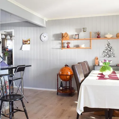 Holiday home Lovely In With Wifi *
