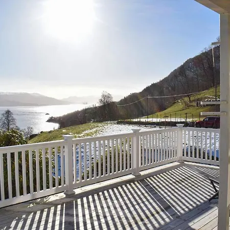 Lovely In With Wifi Holiday home