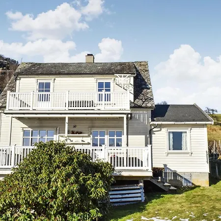 Lovely In With Wifi Holiday home *